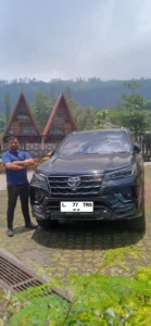 Rental mobil surabaya