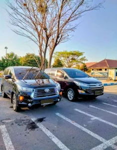 Rental mobil Innova surabaya